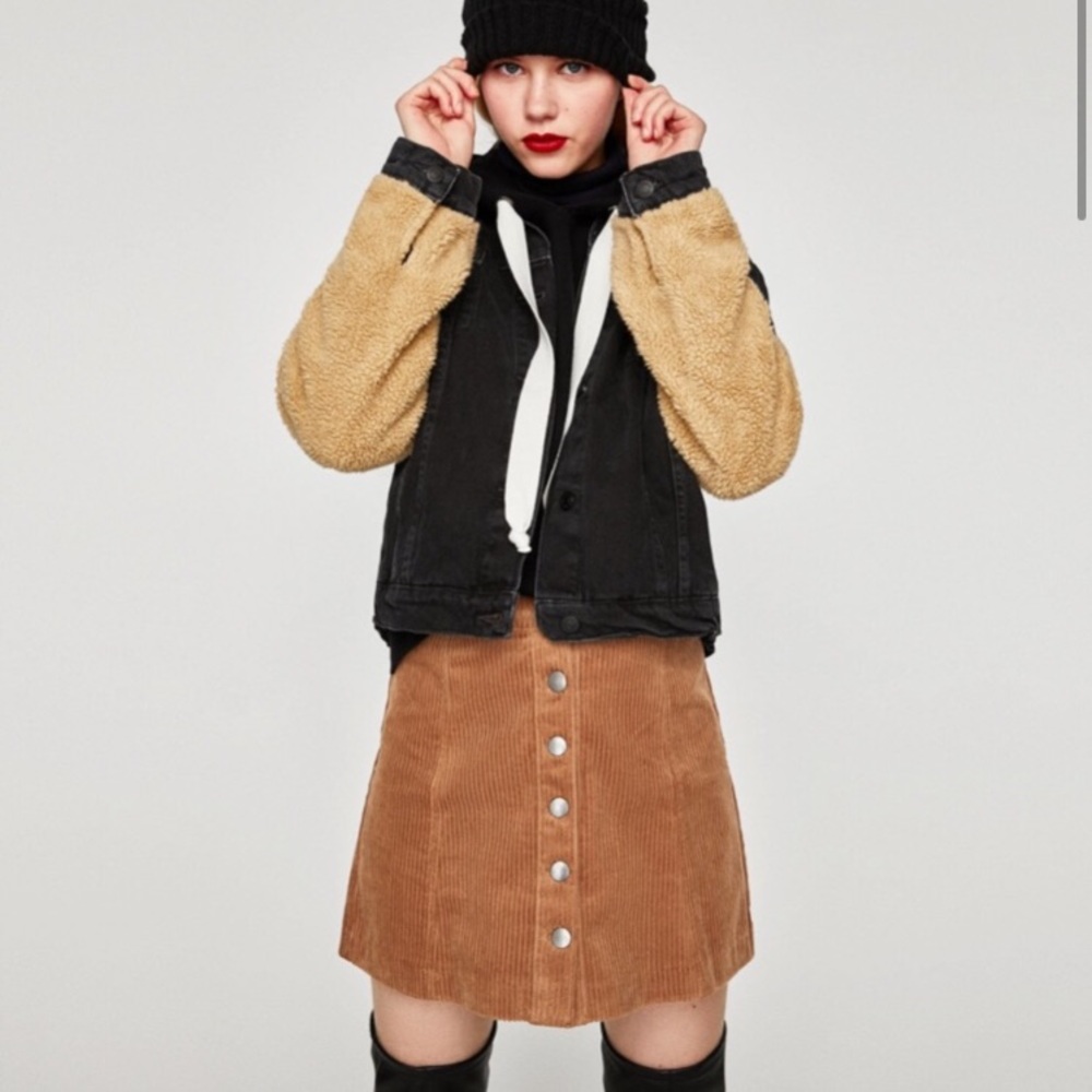 NWOT Zara brown corduroy mini skit